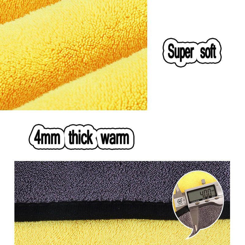 The Super Soaker Pet Towel – Fast-Drying Microfiber Towel for Dogs and Cats